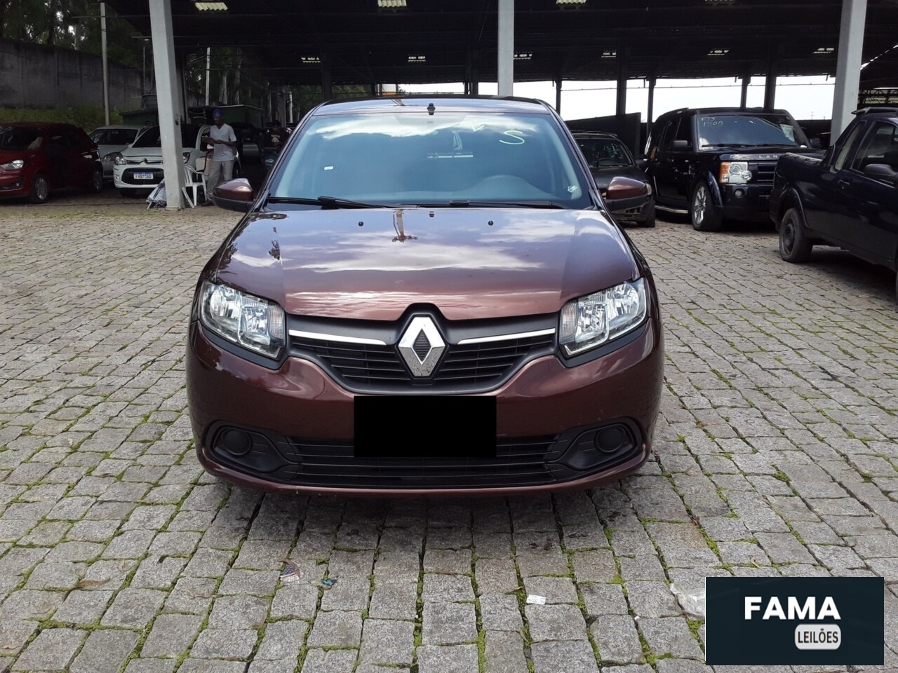 RENAULT LOGAN EXPR 10 16V 2014